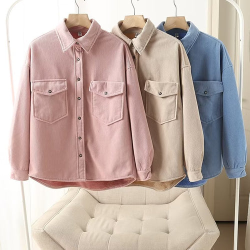 Damen nan oversized Cordhemdjacke mit wattiertem Teddyfutter, aufgesetzten Pattentaschen und Druckknopfleiste Drune