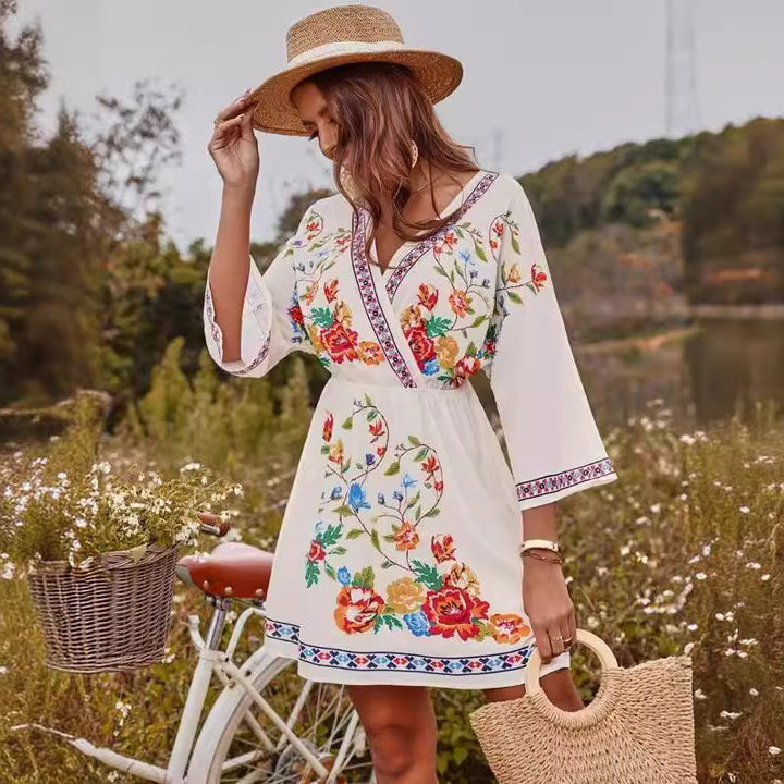 Damen Sommerliches Kleid mit raffinierten Stickdetails Drune