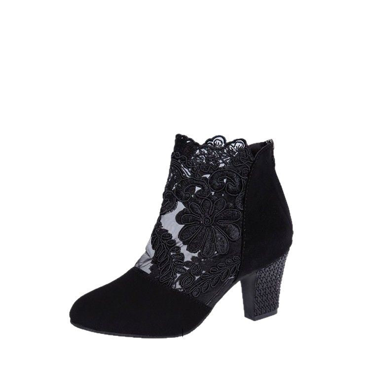 Damen Stiefelette mit transparentem Blumen-Spitzeinsatz und dekorativem Blockabsatz Drune