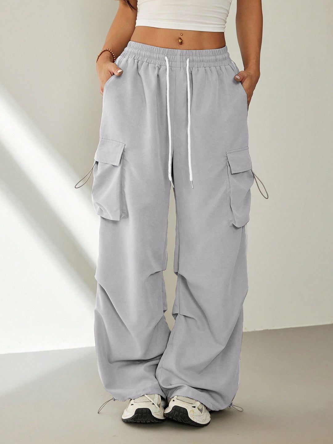 Damen Cargo-Hose mit seitlichen Taschen und elastischem Bund Drune