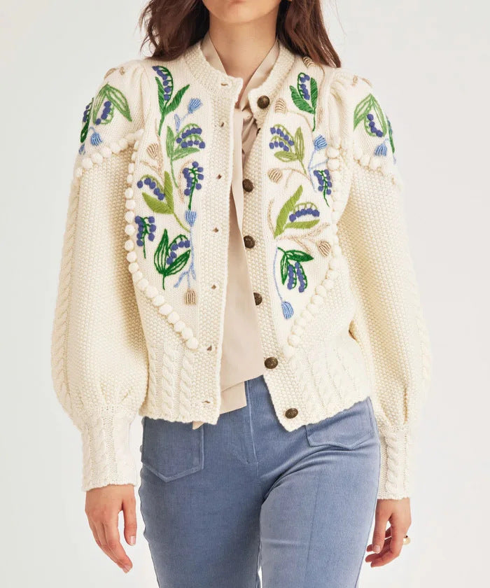 Damen Eleganter Strickpullover mit floralen Stickereien