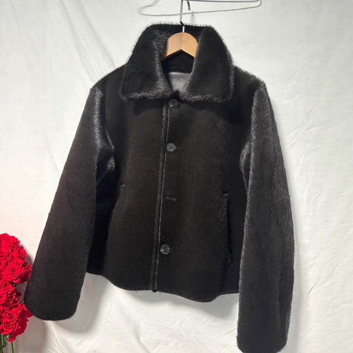 Damen Kastige Fauxleder-Jacke mit Kunstfellkragen, Lammfellimitat‑Futter und Knopfverschluss Drune