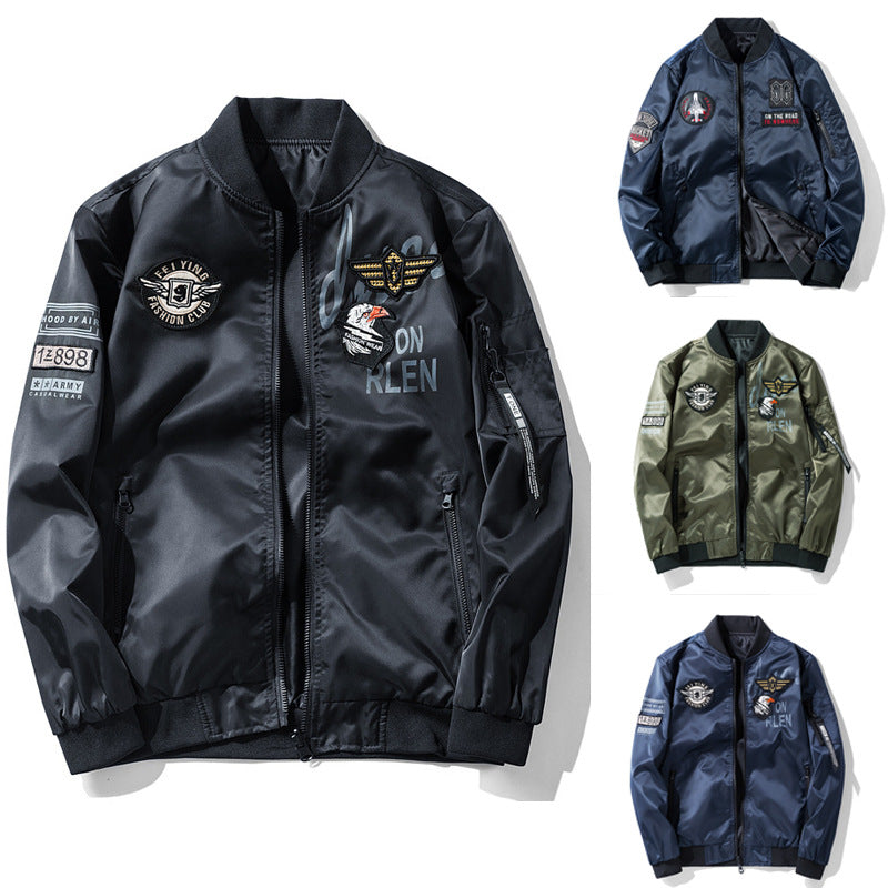 Herren Piloten-Bomberjacke mit Emblemapplikationen, leichtem Nylonaußenstoff und Ärmeltasche Drune