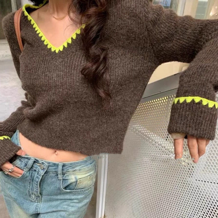 Damen V-Ausschnitt Strickpullover mit dekorativen Abschlüssen Drune
