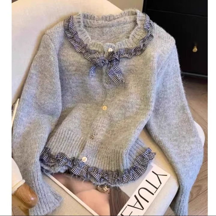 Damen Strickjacke mit Rüschen und eleganter Schleife Drune
