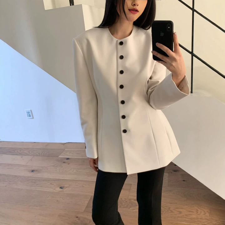 Damen Taillierter Blazer mit skulpturaler Schulter, Rundhalsausschnitt und Kontrastknopfleiste Drune