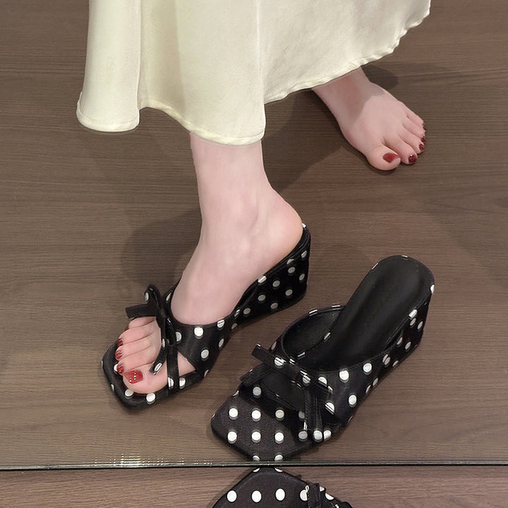 Damen Wedge-Sandalen mit verspieltem Punkten-Design und elegantem Schleifen-Detail Drune