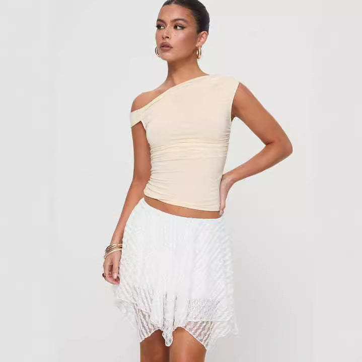 Damen verspielter Spitzenshorts mit asymmetrischem Saum Drune