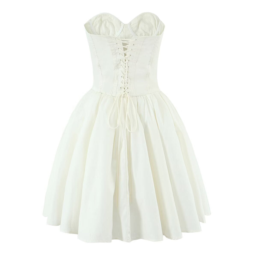 Damen Couture-Kleid mit herzförmigem Ausschnitt und fließendem Rock Drune
