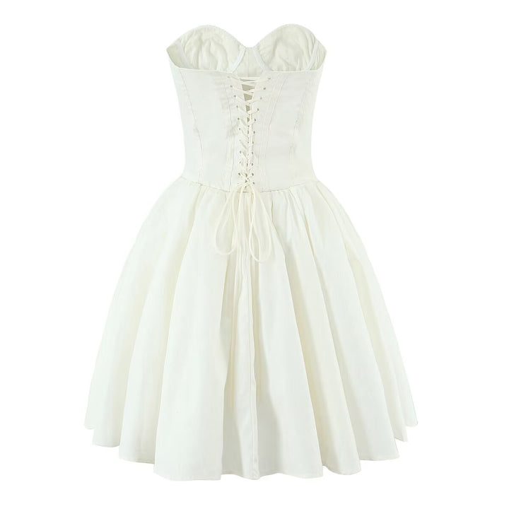 Damen Couture-Kleid mit herzförmigem Ausschnitt und fließendem Rock Drune