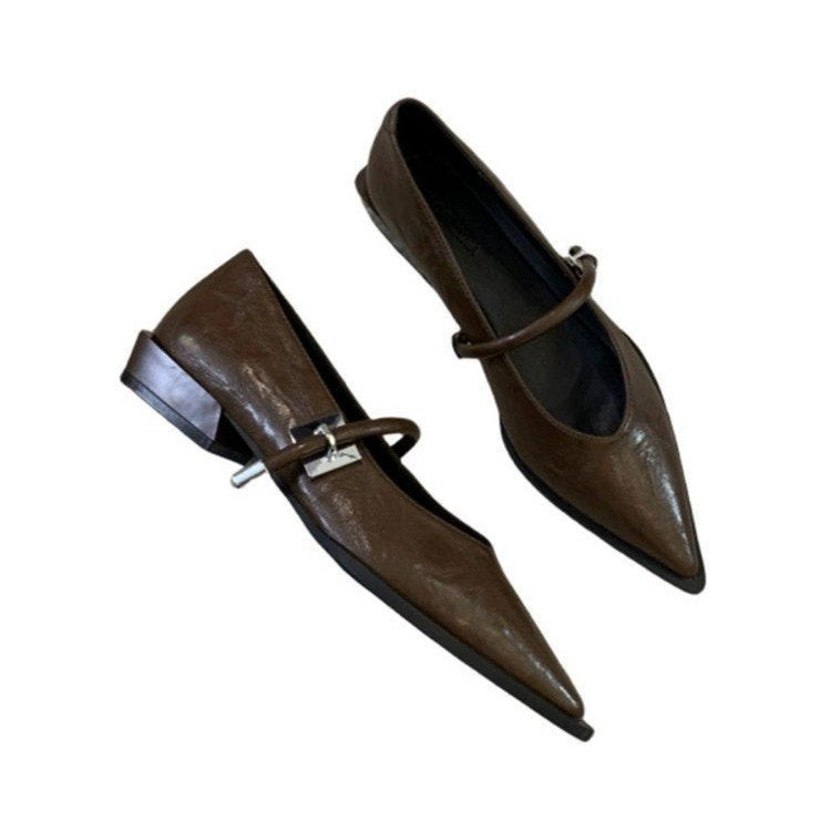 Damen elegante Ballerinas mit zeitgemäßem Riemchen und spitzem Design Drune