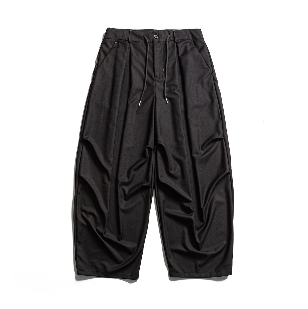Herren Cropped-Hose mit Bundfalten, Tunnelzug und dezenter Bundverlängerung Drune