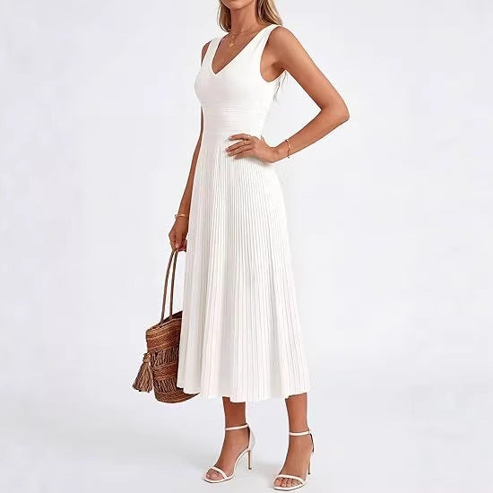 Damen Plisseekleid mit V-Ausschnitt und weitem Saum Drune
