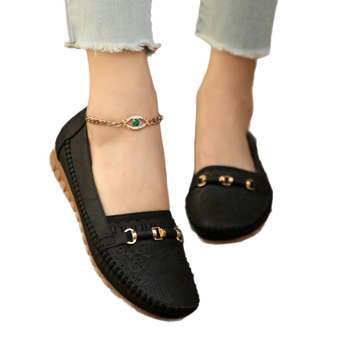 Damen nan perforierte Komfort-Loafer mit goldfarbener Zierschnalle, gewelltem Vorderblatt und konturierter Memory-Innensohle Drune