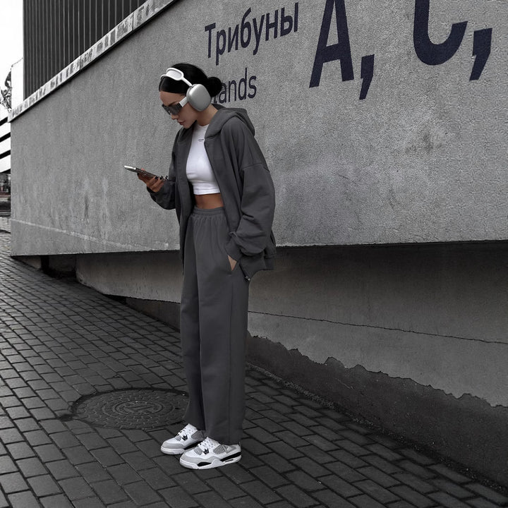 Damen Zip-Hoodie und Relax-Fit Jogginghose aus French-Terry mit elastischem Bund und Kängurutaschen Drune