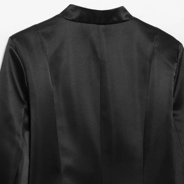 Damen Satinbluse mit Mandarinkragen und dekorativen Knotenverschlüssen Drune