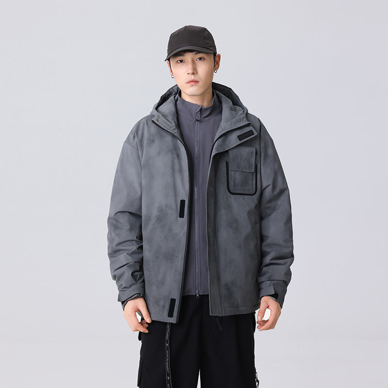 Herren Minimalistische technische Shell-Jacke mit Kapuze und Utility-Brusttasche Drune