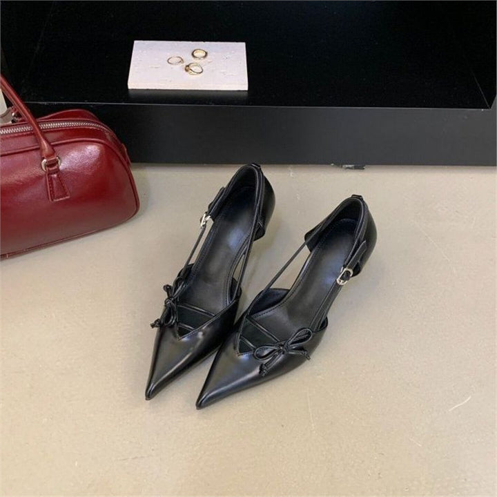 Damen Elegante spitz zulaufende Slingback-Ballerinas mit verstellbarem Knöchelriemen, V‑Ausschnitt und zierlicher Schleife Drune