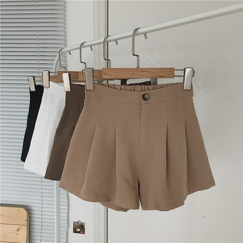 Damen elegante Shorts mit Faltenwurf und Knopfdetail