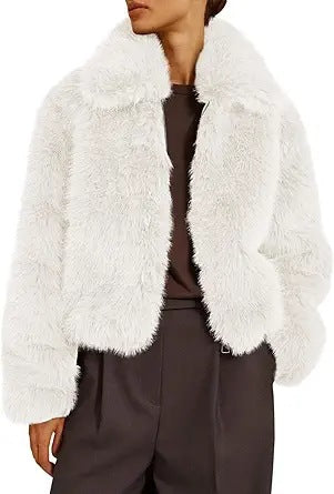 Damen Kurze Boxy‑Faux‑Fur‑Fliegerjacke mit dichtem Hochflor und breitem Umlegekragen Drune