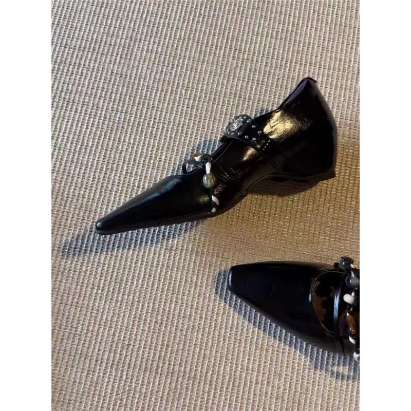 Damen elegante quadratische Mules mit niedrigem Blockabsatz, Zierriemen und Perlenapplikation Drune