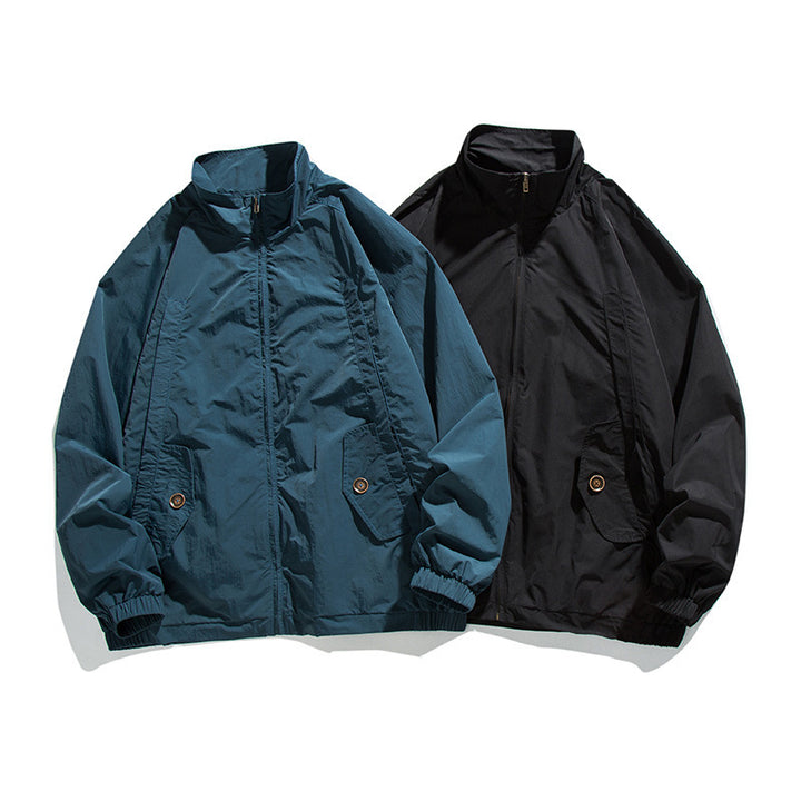 Herren Leichte Oversize-Fieldjacke aus technischem Nylon mit Stehkragen, verdecktem Reißverschluss und Pattentaschen Drune