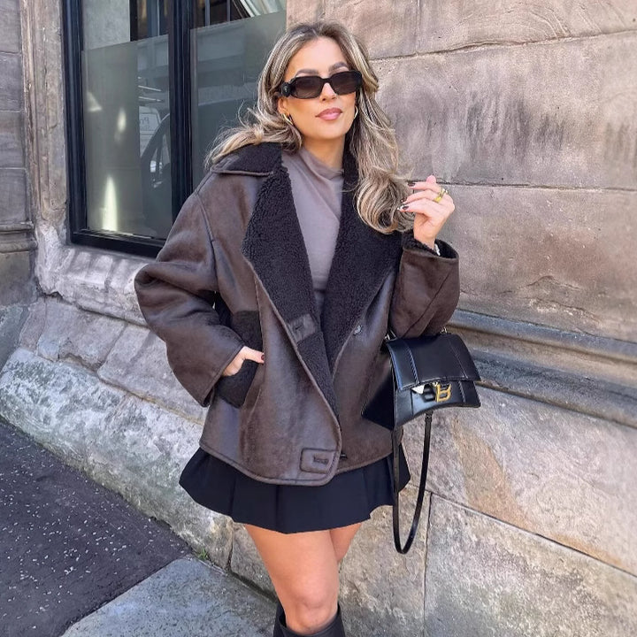 Damen Kunstpelzjacke mit stilvollem Kragen und praktischen Taschen Drune