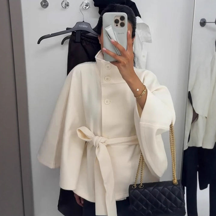 Damen Elegantes Woll-Cape mit Taillengürtel, Stehkragen und verdeckter Knopfleiste Drune