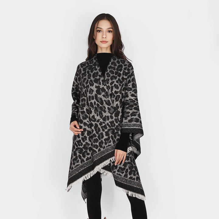 Damen Jacquard-Capeponcho mit Leo-Struktur und Fransensaum Drune