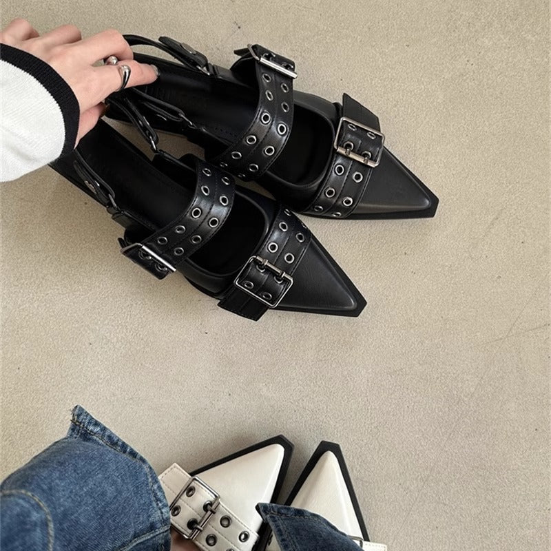 Damen Spitz zulaufende Slingback‑Flats mit doppelten Ösen‑Riemen und verstellbarer Schnalle Drune