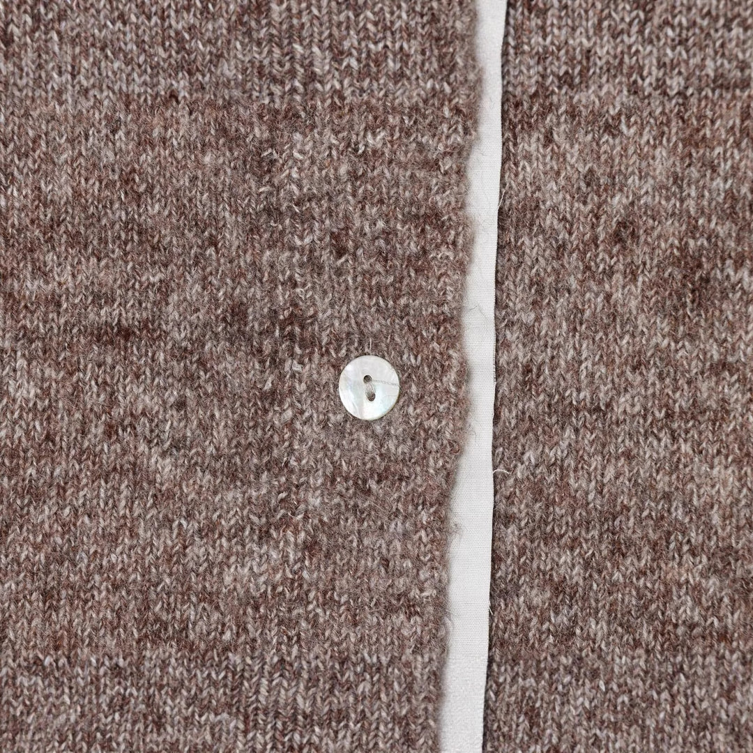 Damen Strickjacke mit feiner Textur und modernen Knopfdetails Drune
