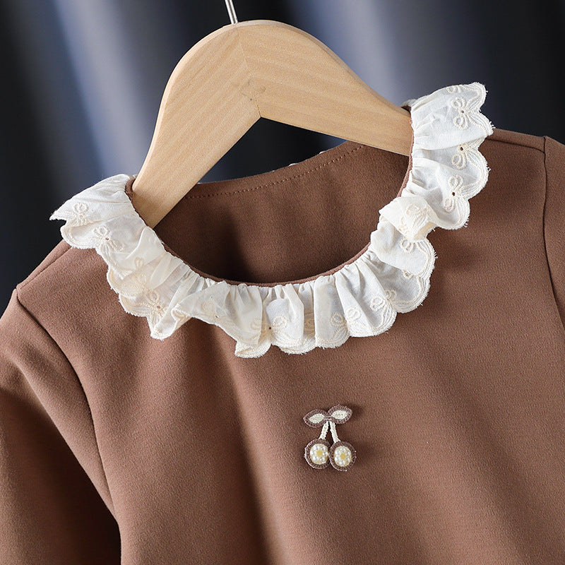 Mädchen Langarmshirt mit Rüschenkragen und charmantem Applikationsdetail Drune