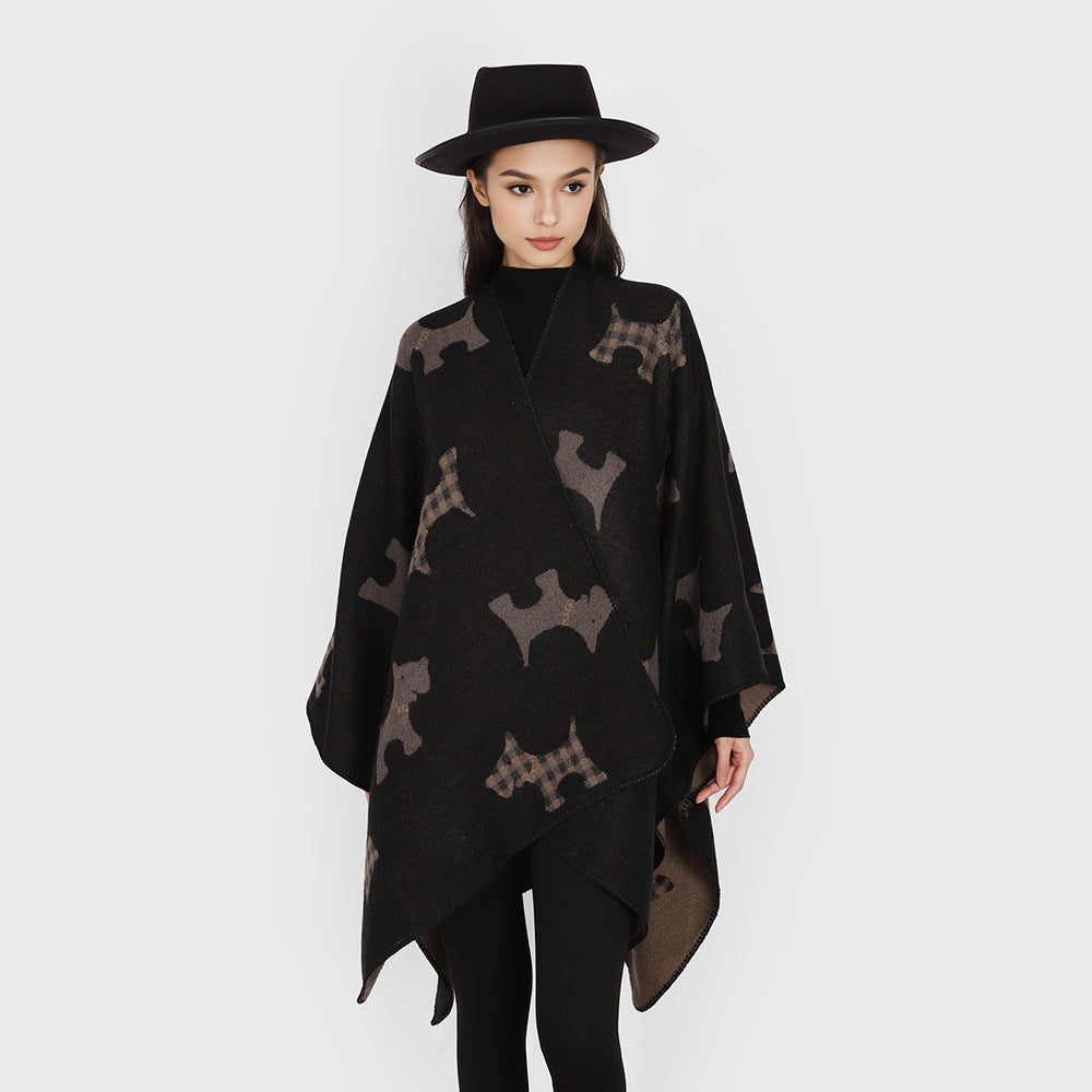 Damen Oversize-Poncho mit jacquardgewebtem Terrier‑Motiv und kontrastiertem Innenfutter Drune