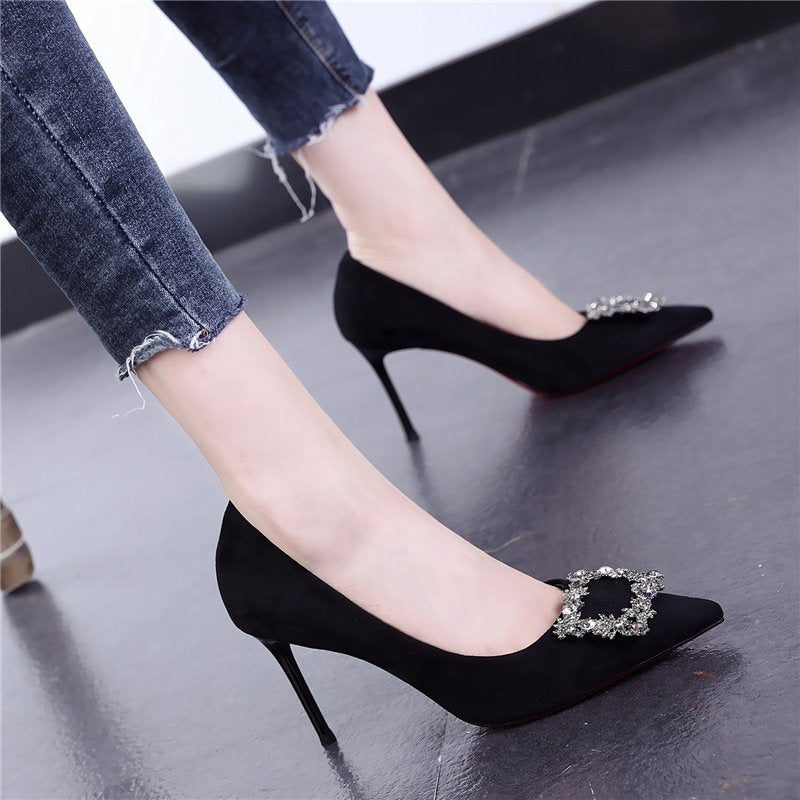 Damen Stiletto-Pumps mit spitzer Zehenpartie und funkelnder Strass-Applikation Drune