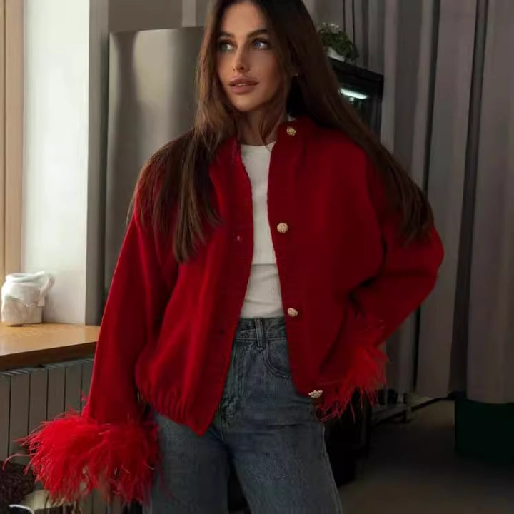 Damen 300+ Cropped Strickjacke mit Fransenärmeln und Perlenknopfleiste Drune