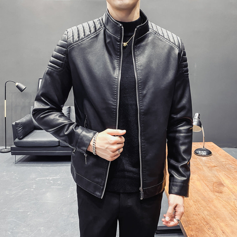 Herren schlanker Kunstleder-Moto-Blouson mit ergonomischen Nähten, Rippenstepp an Schultern und verdeckten Reißverschlusstaschen Drune