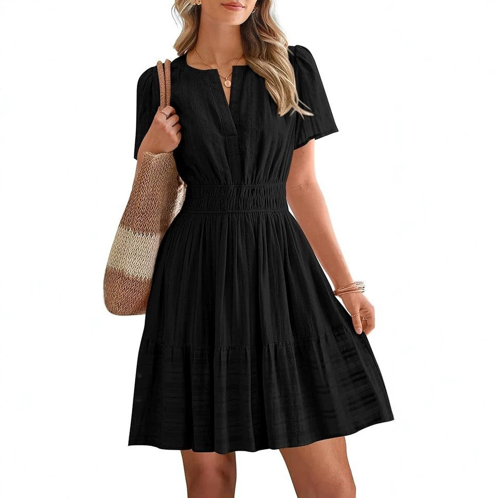 Damen Tailliertes Stufen-Midikleid mit Smokbund, V‑Ausschnitt und Eingrifftaschen Drune