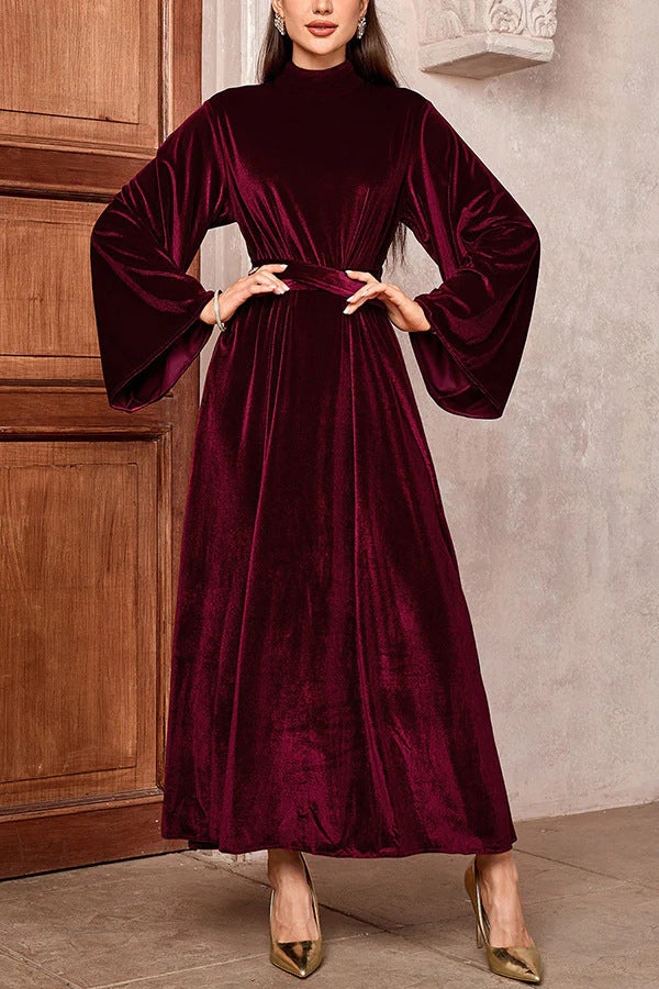 Damen Maxikleid aus Samt mit Stehkragen, weitem Glockenärmel und Taillengürtel Drune