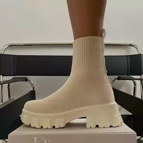 Damen Sock-Ankle-Boots mit grobem Offroad-Profil und elastischem Strickschaft Drune