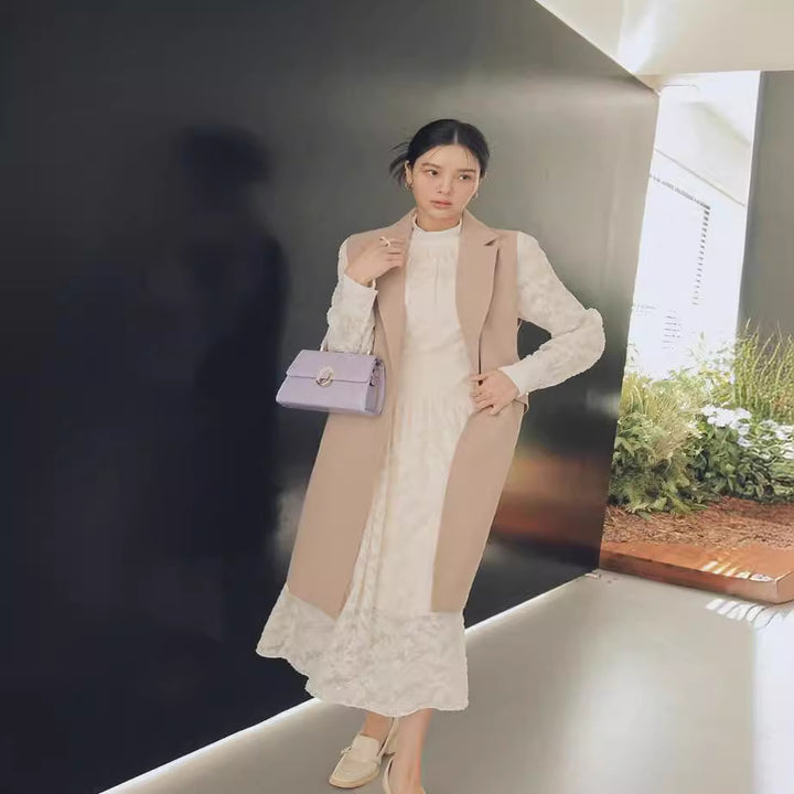 Damen Ärmellose Longweste im Tailoring mit Pattentaschen und einreihiger Knopfleiste Drune