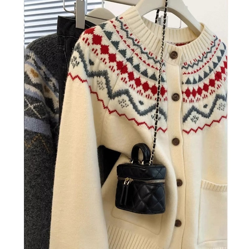 Damen Strickjacke mit traditionellem Muster Drune