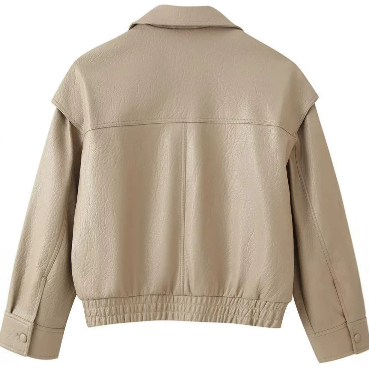 Damen Kurzblouson aus Kunstleder mit zweireihiger Knopfleiste, breitem Revers und gerafftem Bund Drune