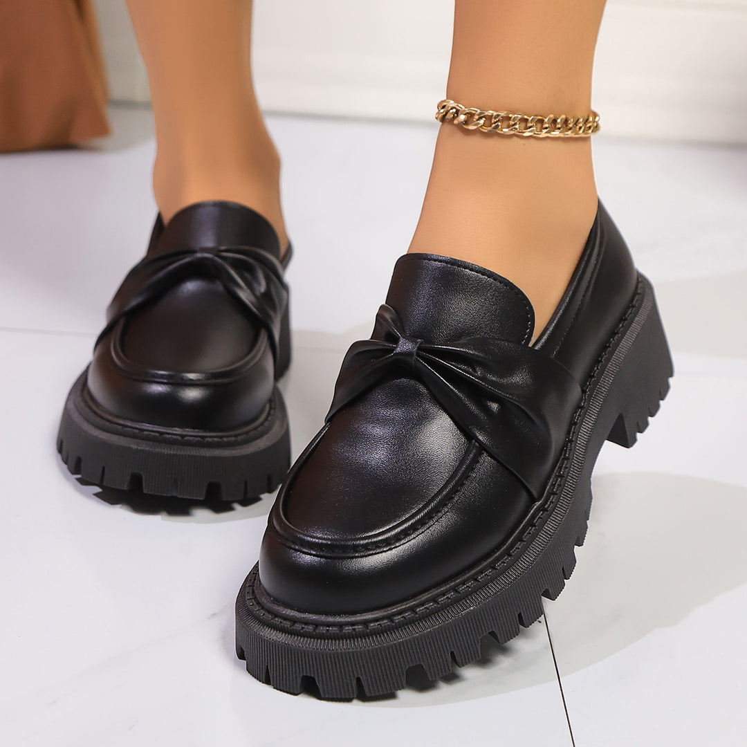 Damen Klobige Plateau‑Loafer mit grober Profilsohle und gepolstertem Schaft Drune