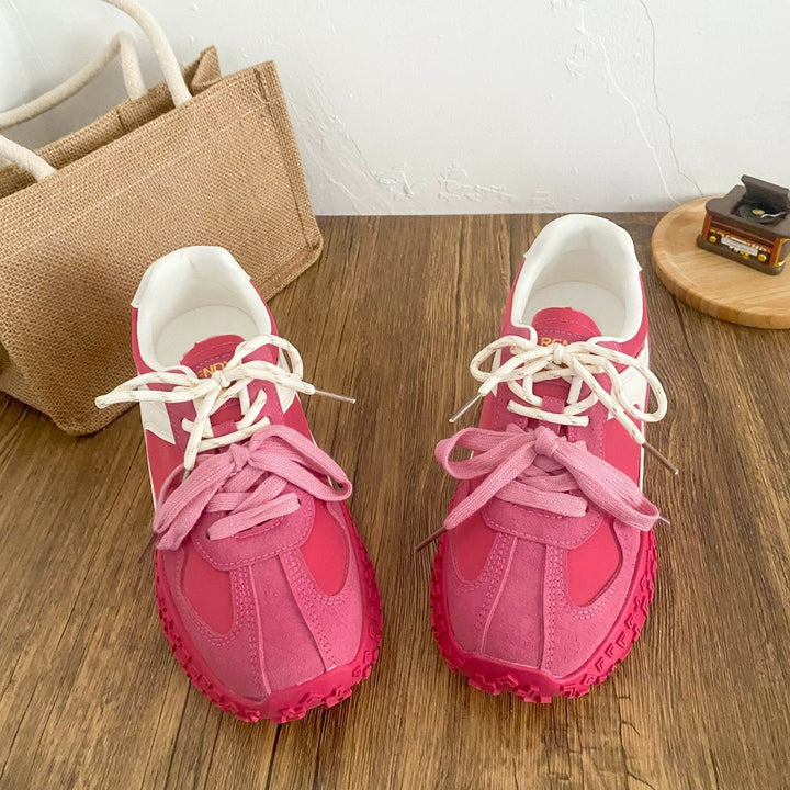 Damen Fashion-Sneaker mit grober Traktionssohle und Materialmix aus Velours und Glattleder Drune