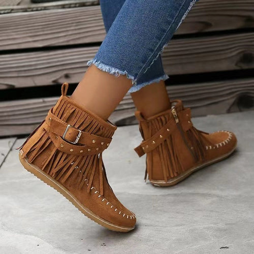 Drune | Wildlederstiefel Fransen Detail Mokassin Stil Nietenriemen Flache Sohle