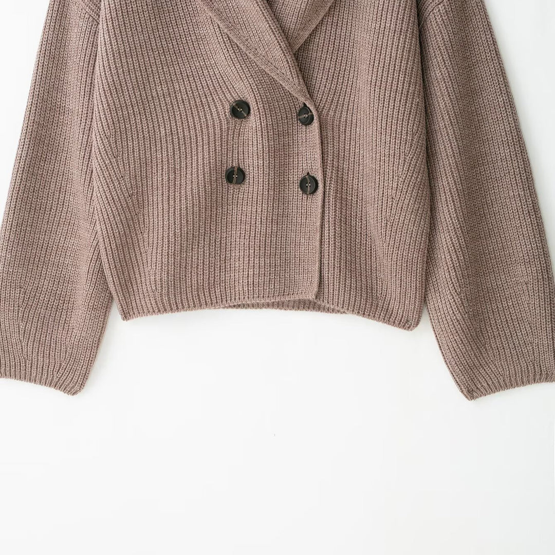 Damen Kurzgeschnittener Grobstrick-Cardigan mit Schalkragen und doppelreihiger Knopfleiste Drune