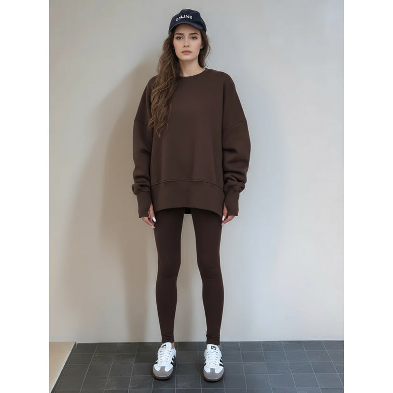 Damen gemütliches Sportset mit lockerem Sweatshirt und enganliegenden Leggings Drune