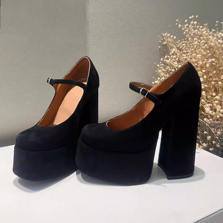 Damen Mary‑Jane Plateau‑Pumps mit skulpturiertem Blockabsatz und verstellbarem Riemen Drune
