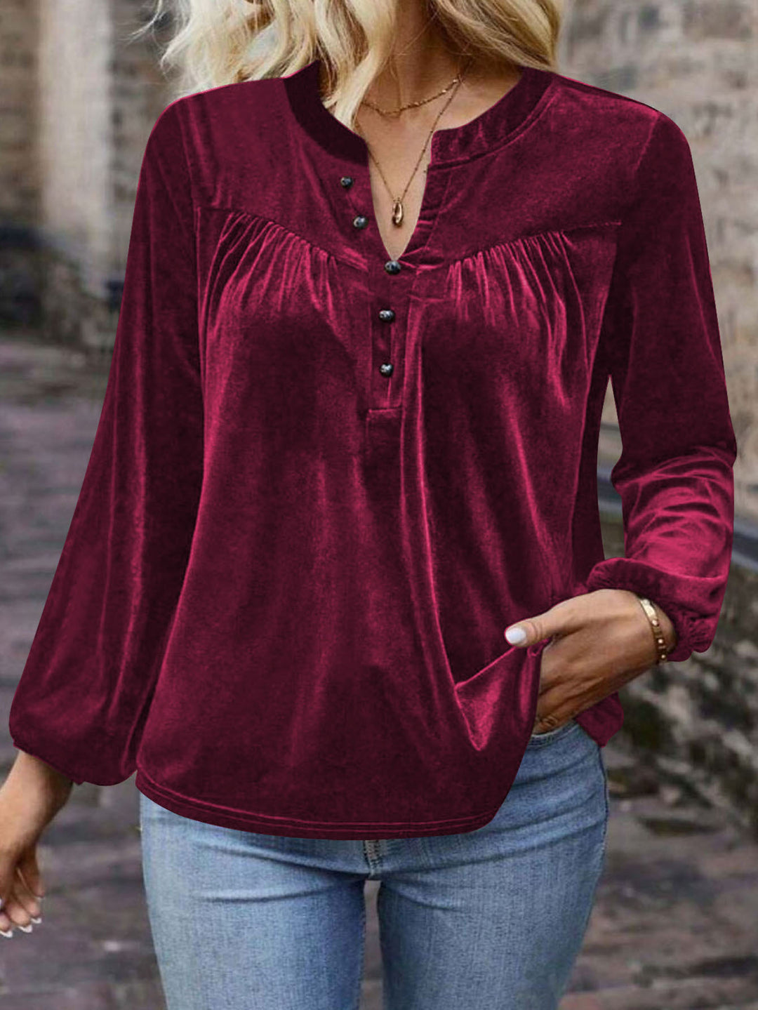 Damen Samtsweatshirt mit Henley-Knopfleiste, geraffter Brustpasse und lockerer Silhouette Drune