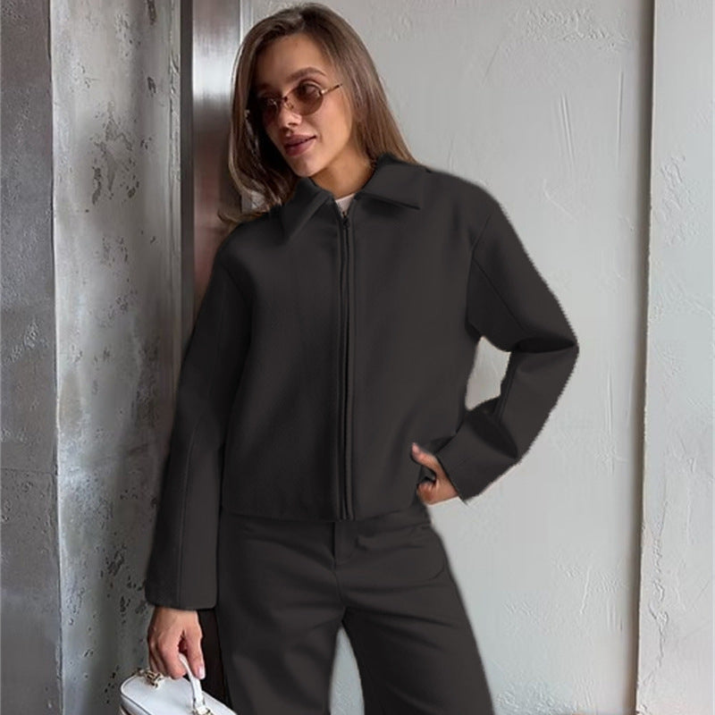 Damen Kurzjacke im Boxy-Schnitt mit Reißverschluss und Reverskragen Drune